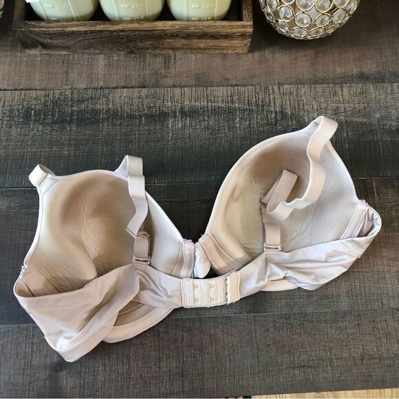Maidenform Soft Pink and Charcoal Bras - Picture 11 of 13